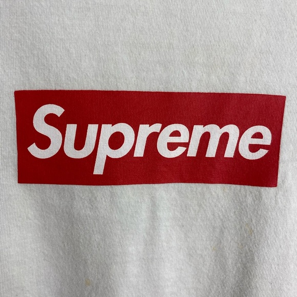 Supreme Box Logo T-Shirt - Picture 3 of 5